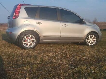 Серый Ниссан Ноут, объемом двигателя 1.6 л и пробегом 144 тыс. км за 6300 $, фото 1 на Automoto.ua