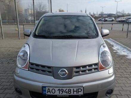 Ниссан Ноут 2008 в Черновцах на Automoto.ua Серый Ниссан Ноут, объемом двигателя 1.4 л и пробегом 187 тыс. км за 5500 $, фото 1 на Automoto.ua