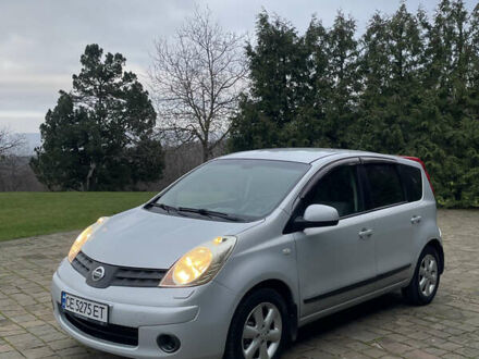 Серый Ниссан Ноут, объемом двигателя 1.39 л и пробегом 192 тыс. км за 4500 $, фото 1 на Automoto.ua