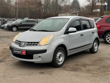 Сірий Ніссан Ноут, об'ємом двигуна 1.4 л та пробігом 137 тис. км за 4990 $, фото 1 на Automoto.ua