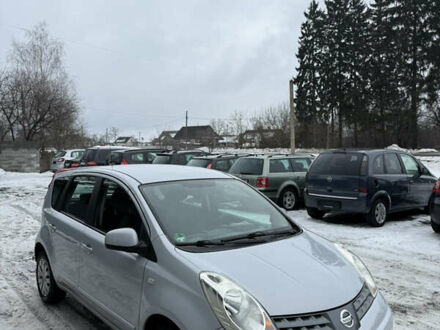 Сірий Ніссан Ноут, об'ємом двигуна 1.4 л та пробігом 188 тис. км за 5000 $, фото 1 на Automoto.ua