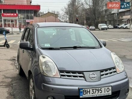 Серый Ниссан Ноут, объемом двигателя 1.6 л и пробегом 180 тыс. км за 5800 $, фото 1 на Automoto.ua