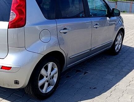 Ніссан Ноут 2008 у Полтаві на Automoto.ua Сірий Ніссан Ноут, об'ємом двигуна 1.6 л та пробігом 204 тис. км за 6900 $, фото 1 на Automoto.ua
