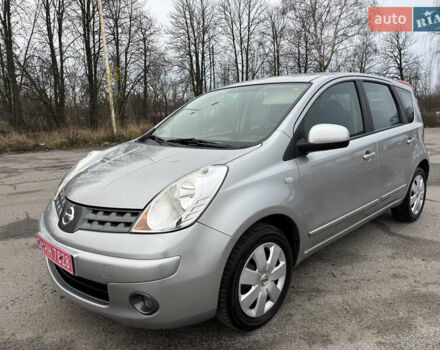 Сірий Ніссан Ноут, об'ємом двигуна 0 л та пробігом 215 тис. км за 5599 $, фото 1 на Automoto.ua