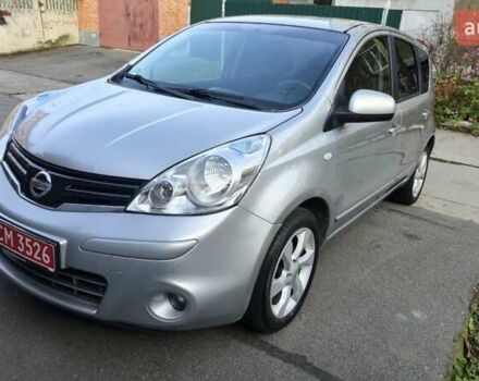 Сірий Ніссан Ноут, об'ємом двигуна 1.4 л та пробігом 171 тис. км за 6300 $, фото 1 на Automoto.ua