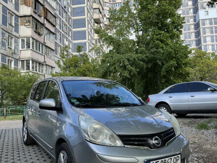 Ниссан Ноут 2009 в Киеве на Automoto.ua Серый Ниссан Ноут, объемом двигателя 1.39 л и пробегом 206 тыс. км за 5200 $, фото 1 на Automoto.ua