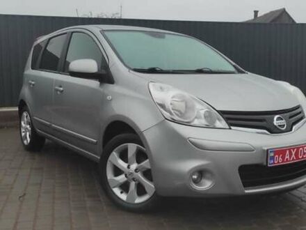 Серый Ниссан Ноут, объемом двигателя 1.6 л и пробегом 218 тыс. км за 6700 $, фото 1 на Automoto.ua