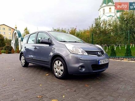 Сірий Ніссан Ноут, об'ємом двигуна 1.6 л та пробігом 240 тис. км за 7000 $, фото 1 на Automoto.ua