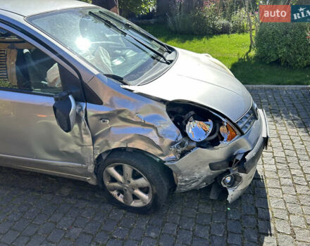 Сірий Ніссан Ноут, об'ємом двигуна 1.46 л та пробігом 270 тис. км за 2100 $, фото 1 на Automoto.ua