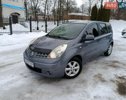 Серый Ниссан Ноут, объемом двигателя 1.5 л и пробегом 250 тыс. км за 4950 $, фото 1 на Automoto.ua