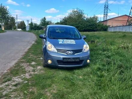 Серый Ниссан Ноут, объемом двигателя 1.6 л и пробегом 224 тыс. км за 7000 $, фото 1 на Automoto.ua