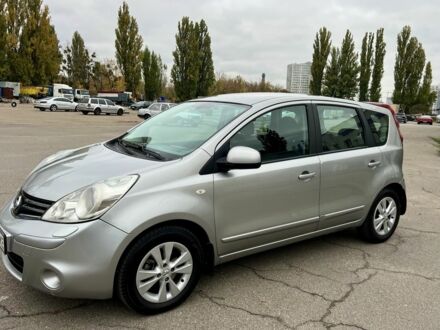 Сірий Ніссан Ноут, об'ємом двигуна 1.6 л та пробігом 166 тис. км за 7950 $, фото 1 на Automoto.ua