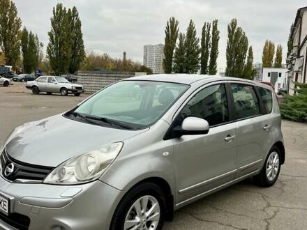 Ніссан Ноут 2010 у Києві на Automoto.ua Сірий Ніссан Ноут, об'ємом двигуна 1.6 л та пробігом 167 тис. км за 8550 $, фото 1 на Automoto.ua