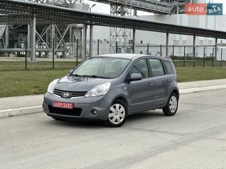 Ниссан Ноут 2010 в Коростене на Automoto.ua Серый Ниссан Ноут, объемом двигателя 1.4 л и пробегом 188 тыс. км за 6450 $, фото 1 на Automoto.ua
