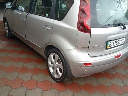Серый Ниссан Ноут, объемом двигателя 1.39 л и пробегом 185 тыс. км за 8500 $, фото 1 на Automoto.ua