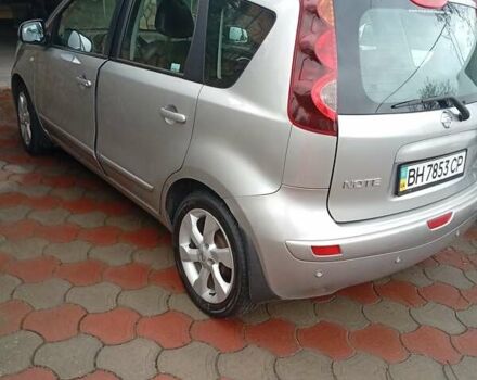 Серый Ниссан Ноут, объемом двигателя 1.39 л и пробегом 185 тыс. км за 8500 $, фото 1 на Automoto.ua