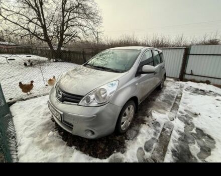 Серый Ниссан Ноут, объемом двигателя 1.5 л и пробегом 2 тыс. км за 6200 $, фото 1 на Automoto.ua