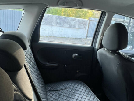 Сірий Ніссан Ноут, об'ємом двигуна 1.39 л та пробігом 195 тис. км за 5200 $, фото 1 на Automoto.ua