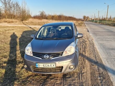 Сірий Ніссан Ноут, об'ємом двигуна 0 л та пробігом 196 тис. км за 5200 $, фото 1 на Automoto.ua