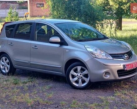 Сірий Ніссан Ноут, об'ємом двигуна 1.6 л та пробігом 183 тис. км за 5750 $, фото 1 на Automoto.ua