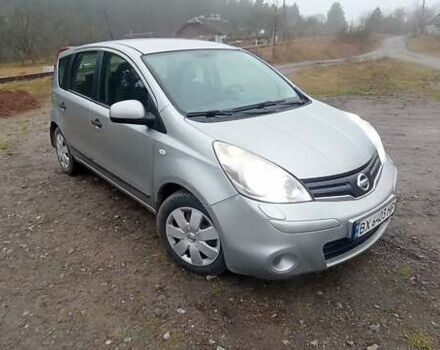 Серый Ниссан Ноут, объемом двигателя 1.46 л и пробегом 291 тыс. км за 6200 $, фото 1 на Automoto.ua