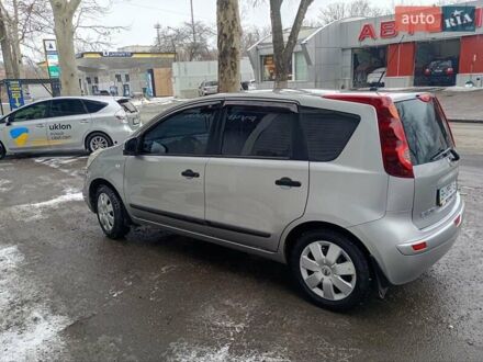 Сірий Ніссан Ноут, об'ємом двигуна 1.39 л та пробігом 127 тис. км за 5500 $, фото 1 на Automoto.ua