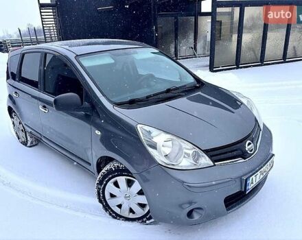 Сірий Ніссан Ноут, об'ємом двигуна 1.4 л та пробігом 25 тис. км за 5200 $, фото 1 на Automoto.ua