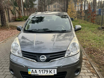Серый Ниссан Ноут, объемом двигателя 1.4 л и пробегом 259 тыс. км за 6300 $, фото 1 на Automoto.ua