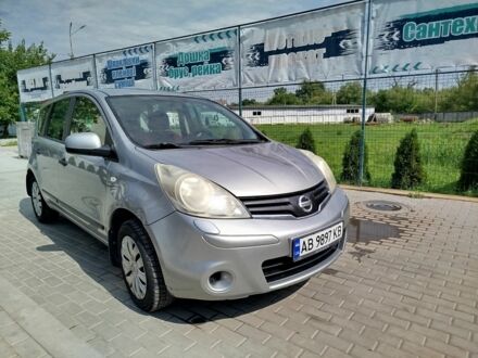 Ніссан Ноут 2012 у Томашполе на Automoto.ua Сірий Ніссан Ноут, об'ємом двигуна 1.4 л та пробігом 160 тис. км за 6000 $, фото 1 на Automoto.ua