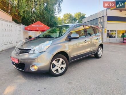 Сірий Ніссан Ноут, об'ємом двигуна 1.6 л та пробігом 157 тис. км за 9990 $, фото 1 на Automoto.ua