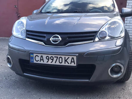Сірий Ніссан Ноут, об'ємом двигуна 1.5 л та пробігом 200 тис. км за 8400 $, фото 1 на Automoto.ua