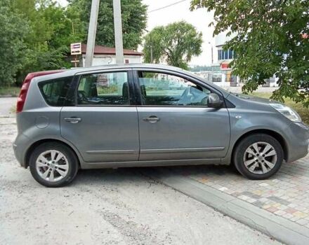 Сірий Ніссан Ноут, об'ємом двигуна 1.4 л та пробігом 35 тис. км за 7900 $, фото 1 на Automoto.ua