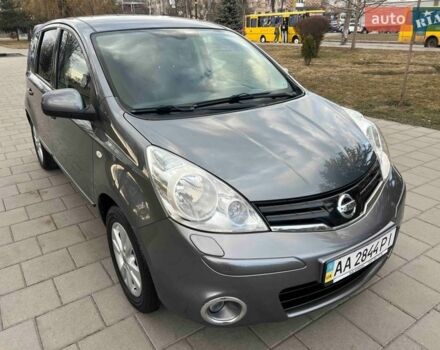 Серый Ниссан Ноут, объемом двигателя 1.6 л и пробегом 84 тыс. км за 10200 $, фото 1 на Automoto.ua