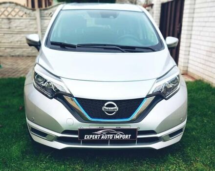 Серый Ниссан Ноут, объемом двигателя 1.2 л и пробегом 36 тыс. км за 12300 $, фото 1 на Automoto.ua