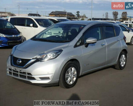 Сірий Ніссан Ноут, об'ємом двигуна 1.2 л та пробігом 87 тис. км за 11800 $, фото 1 на Automoto.ua