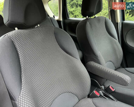 Ніссан Ноут 2006 у Києві на Automoto.ua Синій Ніссан Ноут, об'ємом двигуна 1.6 л та пробігом 277 тис. км за 5999 $, фото 30 на Automoto.ua