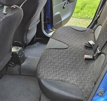 Синий Ниссан Ноут, объемом двигателя 1.4 л и пробегом 290 тыс. км за 4000 $, фото 10 на Automoto.ua