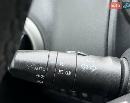 Ніссан Ноут 2006 у Києві на Automoto.ua Синій Ніссан Ноут, об'ємом двигуна 1.6 л та пробігом 277 тис. км за 5999 $, фото 57 на Automoto.ua