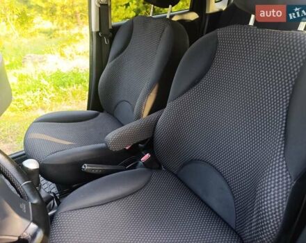 Ниссан Ноут 2006 в Виннице на Automoto.ua Синий Ниссан Ноут, объемом двигателя 1.4 л и пробегом 216 тыс. км за 5600 $, фото 8 на Automoto.ua