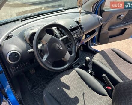 Синий Ниссан Ноут, объемом двигателя 1.4 л и пробегом 179 тыс. км за 4800 $, фото 5 на Automoto.ua