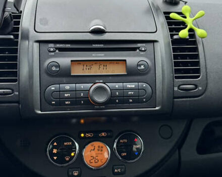 Синий Ниссан Ноут, объемом двигателя 1.6 л и пробегом 298 тыс. км за 4800 $, фото 6 на Automoto.ua