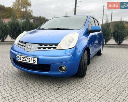Синий Ниссан Ноут, объемом двигателя 1.6 л и пробегом 200 тыс. км за 6700 $, фото 2 на Automoto.ua