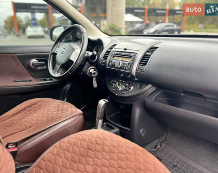 Синий Ниссан Ноут, объемом двигателя 1.6 л и пробегом 200 тыс. км за 6700 $, фото 13 на Automoto.ua