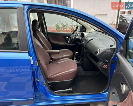 Синий Ниссан Ноут, объемом двигателя 1.6 л и пробегом 115 тыс. км за 7300 $, фото 47 на Automoto.ua