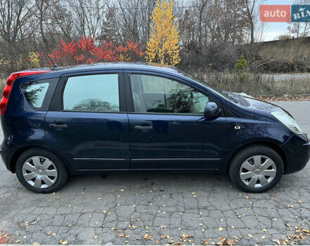 Синий Ниссан Ноут, объемом двигателя 1.6 л и пробегом 250 тыс. км за 4300 $, фото 5 на Automoto.ua