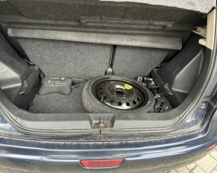 Синій Ніссан Ноут, об'ємом двигуна 1.6 л та пробігом 181 тис. км за 6700 $, фото 5 на Automoto.ua