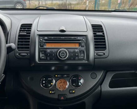 Помаранчевий Ніссан Ноут, об'ємом двигуна 1.6 л та пробігом 231 тис. км за 4199 $, фото 5 на Automoto.ua