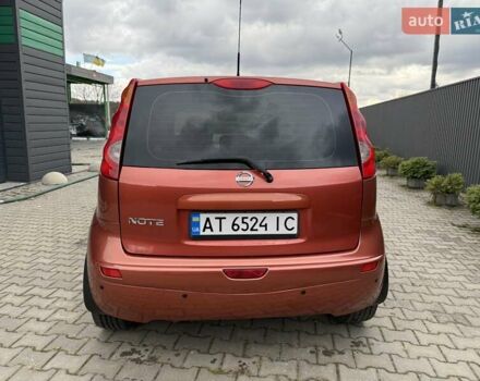 Оранжевый Ниссан Ноут, объемом двигателя 1.6 л и пробегом 130 тыс. км за 7000 $, фото 6 на Automoto.ua
