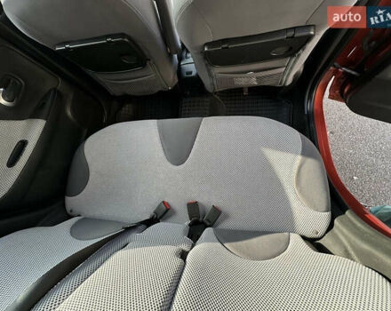 Помаранчевий Ніссан Ноут, об'ємом двигуна 1.6 л та пробігом 211 тис. км за 6600 $, фото 8 на Automoto.ua
