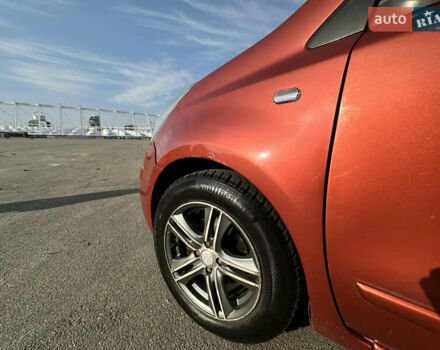 Помаранчевий Ніссан Ноут, об'ємом двигуна 1.6 л та пробігом 211 тис. км за 6600 $, фото 17 на Automoto.ua